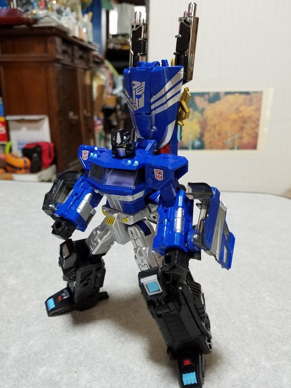 E Hobby LG EX Magna Convoy   In Hand Images Of Diaclone Themed Classics Optimus Prime Recolor  (2 of 6)